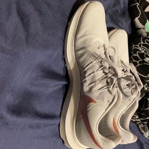 Women’s Nike shoes size 9.5 worn once.